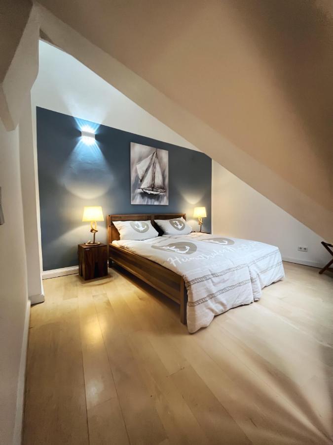Ferienwohnung Loft-Panoramablick-Hafen & Elbe! Hamburg Exterior foto
