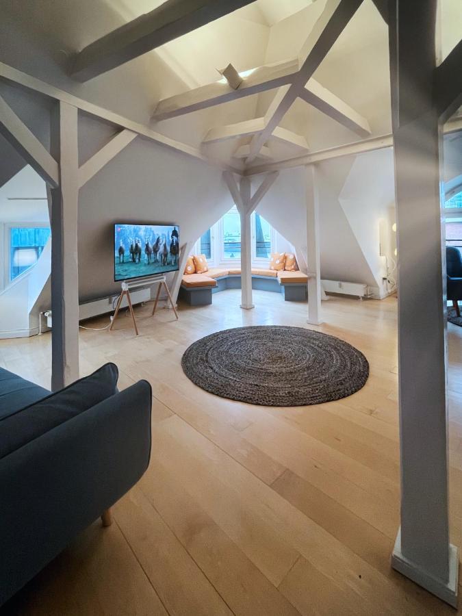 Ferienwohnung Loft-Panoramablick-Hafen & Elbe! Hamburg Exterior foto