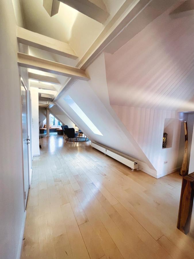 Ferienwohnung Loft-Panoramablick-Hafen & Elbe! Hamburg Exterior foto